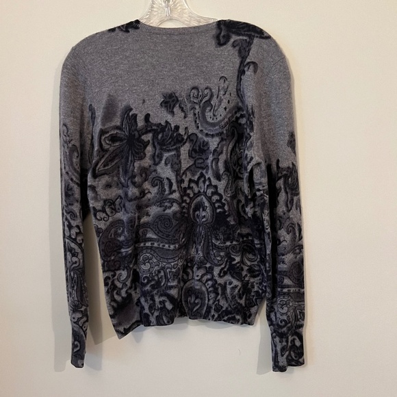 Neiman Marcus Exclusive Cashmere grey print cardigan - Picture 7 of 7